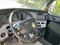 2019 FREIGHTLINER T12664ST;Heavy Duty Trucks - CONVENTIONAL W/O SLEEPER Penske Location 632 BELGRAVE... (image 9)