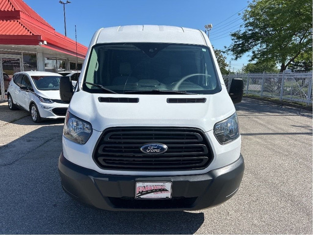 2018 Ford Transit Van T-150 148 Med Rf 8600 GVWR Sliding RH Dr in Cars & Trucks in Oakville / Halton Region - Image 2