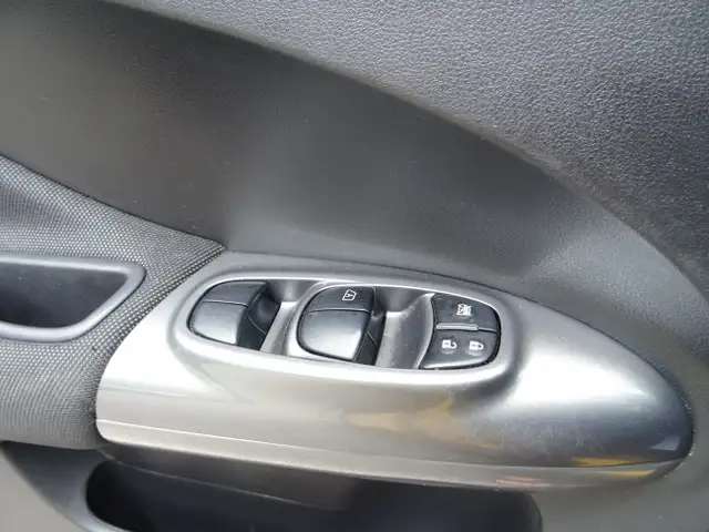 2017 Nissan Juke SV in Cars & Trucks in City of Toronto - Image 18