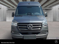 Mercedes-Benz Rive-Sud, la destination Mercedes-Benz par excellence. Bienvenue en première classe. D... (image 7)
