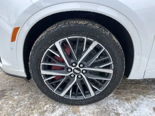 2025 Cadillac XT6 AWD Sport in Cars & Trucks in Edmonton - Image 30