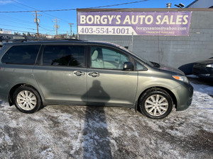 2011 Toyota Sienna 5dr V6 LE 7-Pass AWD