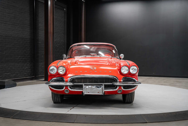 1962 Chevrolet Corvette | 327 Chevy Small Block | 4-Speed in Classic Cars in Strathcona County - Image 4