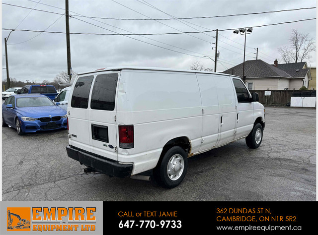 2009 FORD ECONOLINE E-150 CARGO VAN in Cars & Trucks in Cambridge - Image 4