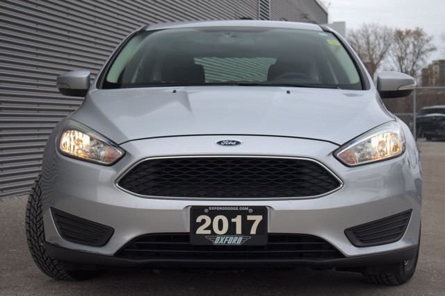 2017 Ford Focus SE Low Kms, One Owner in Cars & Trucks in London - Image 2