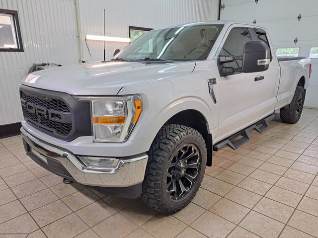 Ford F-150 XL cabine double 4RM caisse de 8 pi 2021 à vendre in Cars & Trucks in Trois-Rivières