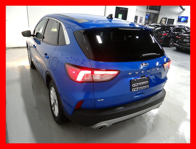 2020 Ford Escape SE *BACKUP CAM/CARPLAY/EASY FINANCE!!!* in Cars & Trucks in London - Image 4