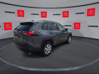 Low Mileage, Heated Seats, Apple CarPlay, Android Auto, Blind Spot Monitoring, Lane Keep Assist! Rad... (image 7)