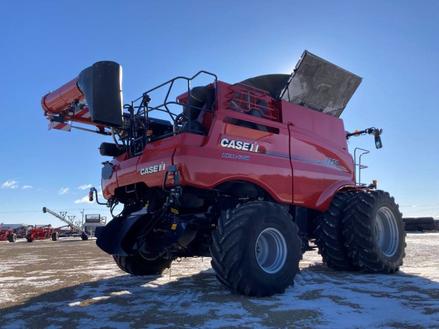 2020 Case IH 8250 RWA  in Farming Equipment in Regina - Image 3
