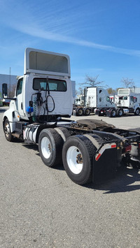 Ryder Stock ID: 239939 Transmission Type/Speed: Auto 13 Engine: DIESEL X15 GHG'17 450/1800 Horse Pow... (image 7)