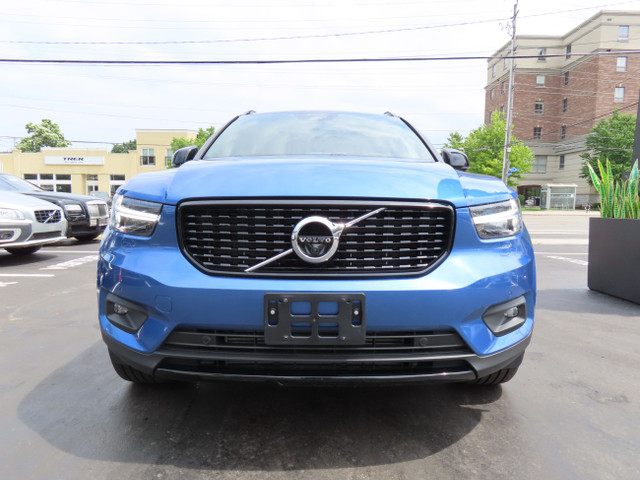 2019 Volvo XC40 T5 AWD R-Design Pkg - Moonroof - Leather !! in Cars & Trucks in Oakville / Halton Region - Image 3