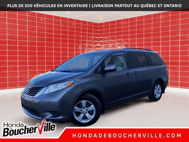 2013 Toyota Sienna LE 4 cyl, 7 PASSAGERS in Cars & Trucks in Longueuil / South Shore