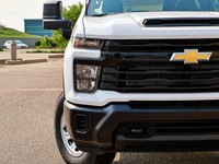 Welcome To Sherwood Park Chevrolet. The #1 Volume Chevrolet Dealer in Canada. This Chevrolet SILVERA... (image 4)