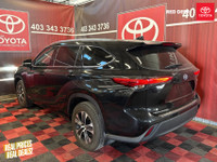 Engine: 4 Cylinder Engine 2.5L L/100Km City: 6.7 L/100Km Hwy: 6.8 Safety Equipment Electronic Stabil... (image 6)