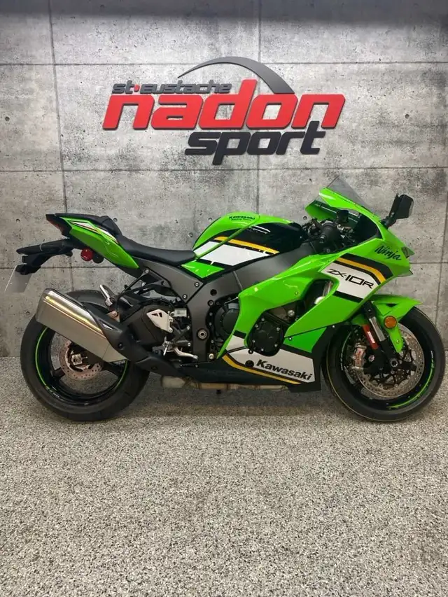 2025 KAWASAKI NINJA ZX-10R KRT in Sport Touring in Laval / North Shore - Image 2