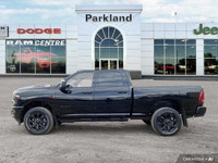 This Ram 3500 boasts a Intercooled Turbo Diesel I-6 6.7 L/408 engine powering this Automatic transmi... (image 1)