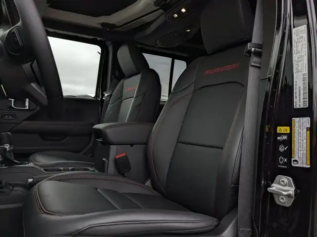 2025 Jeep Wrangler Rubicon X - Off Road Camera - Trailer Tow dans Autos et camions dans Calgary - Image 13