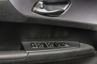 | Caméra de Recul | Sièges Chauffants | Bluetooth | Régulateur de Vitesse Coussin gonflable pour le... (image 8)