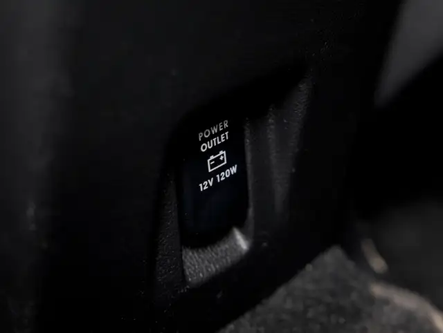 2022 Mitsubishi ECLIPSE CROSS ES 4X4 *SIEGES CHAUFF* CARPLAY BLU in Cars & Trucks in Laurentides - Image 28