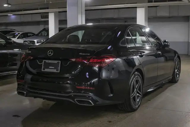 2025 Mercedes-Benz C-Class C 300 4MATIC Sedan dans Autos et camions dans Ville d’Edmonton - Image 9