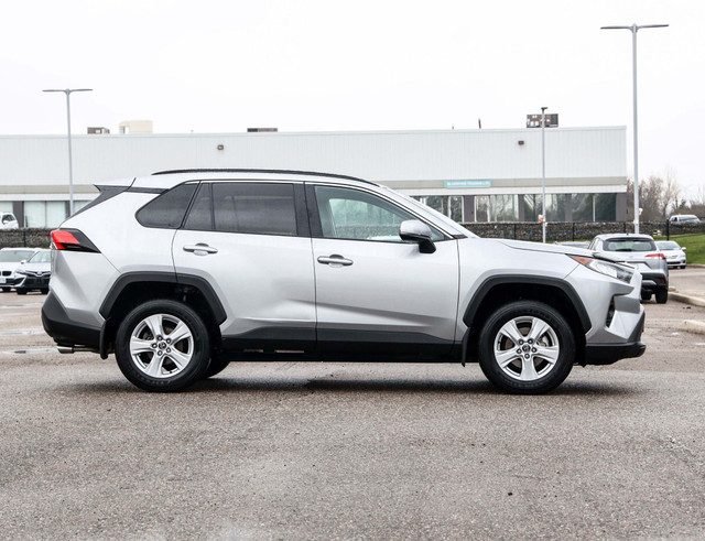 2021 Toyota RAV4 XLE HEATED STEERING WHEEL | POWER MOONROOF in Cars & Trucks in City of Toronto - Image 3