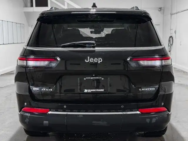 2021 Jeep Grand Cherokee L Limited | Remote Start | Leather in Cars & Trucks in Grande Prairie - Image 6