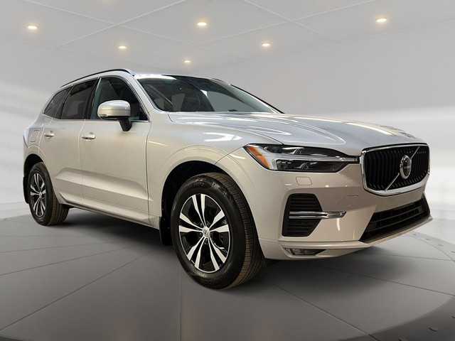 2022 Volvo XC60 B6 MOMENTUM HYBRID CUIR TOIT PANO NAV 4RM in Cars & Trucks in Laval / North Shore - Image 3
