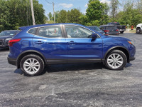 • Power_Steering • Power_Brakes • Power_Windows • Power_Mirrors • Power_Locks • Power_Sunroof • Keyl... (image 5)