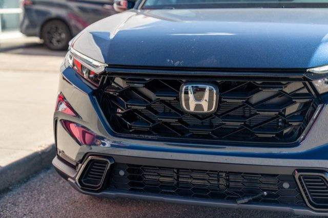 2026 Honda CR-V Hybrid EX-L in Cars & Trucks in Edmonton - Image 3