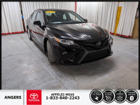 ********NOUVEL ARRIVAGE, PLUSIEURS PHOTOS À VENIR******** Découvrez cette Toyota Camry SE 2020, un v... (image 2)