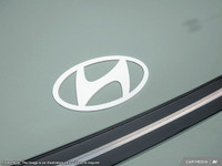 This Hyundai Kona has a strong Intercooled Turbo Regular Unleaded I-4 1.6 L/98 engine powering this... (image 6)