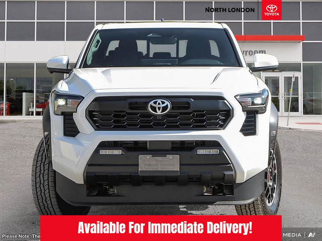 2025 Toyota Tacoma Hybrid in Cars & Trucks in London - Image 2