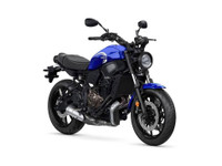 2024 Yamaha XSR700 EN STOCK !!!!!
