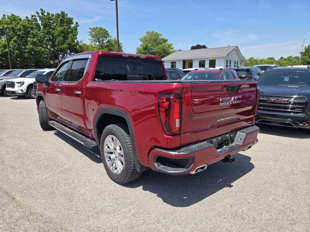 2022 GMC Sierra 1500 Denali - Low Mileage, Sunroof, Nav, 5.3L V8 in Cars & Trucks in Oshawa / Durham Region - Image 4