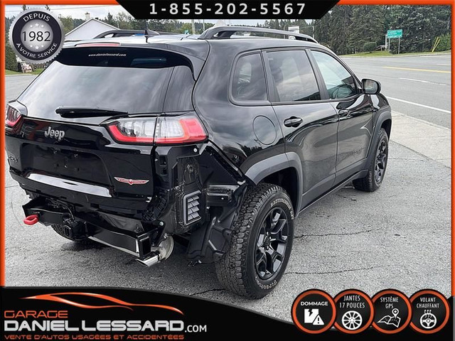 Jeep Cherokee TRAILHAWK 4X4 3.2L TRAILER TOW MAG 17" CUIR BAS KM in Cars & Trucks in St-Georges-de-Beauce - Image 4
