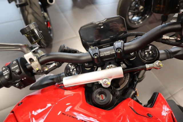2023 Ducati STREETFIGHTER V4 *on sale* in Sport Bikes in Edmonton - Image 3