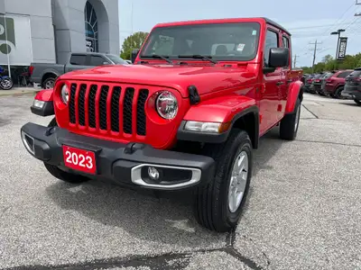 Bayview Chrysler Dodge Jeep Ram Ltd is Sarnia's Pre-Owned Superstore. We offer a diverse range of ve...