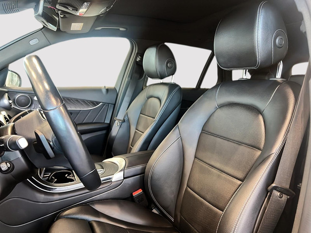2022 Mercedes-Benz GLC300 4MATIC SUV Low km's! Extended warranty in Cars & Trucks in Calgary - Image 3
