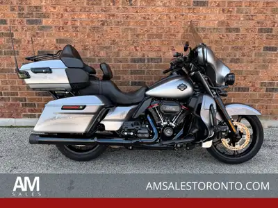 BLACKED OUT Canadian 2019 CVO Limited with a twin-cooled 117ci Milwaukee-eight engine, riders backre...