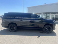 This Cadillac Escalade ESV delivers a Gas V8 6.2L/375 engine powering this Automatic transmission. E... (image 6)