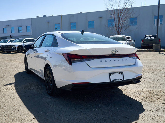 2022 Hyundai Elantra Preferred | Lane Keep Assist | Backup Cam in Cars & Trucks in Edmonton - Image 3