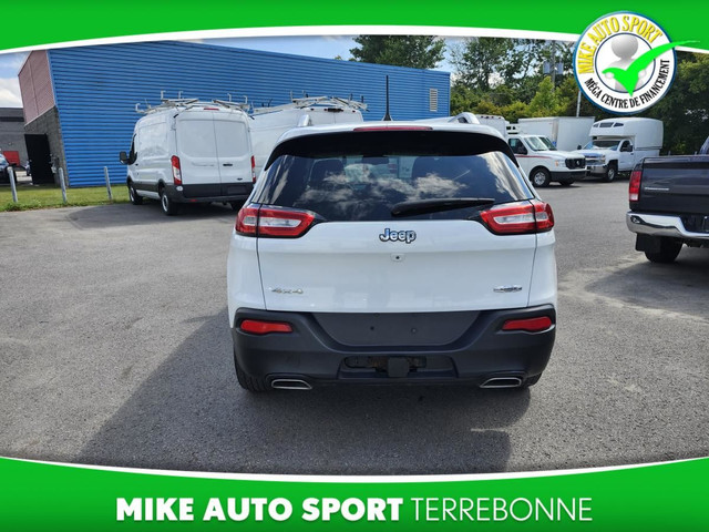 Jeep Cherokee 4 RM, 4 portes, North 2016 à vendre in Cars & Trucks in Laval / North Shore - Image 4