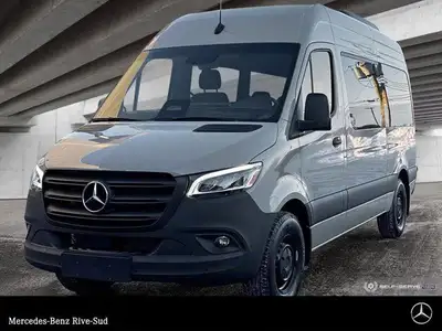 Mercedes-Benz Rive-Sud, la destination Mercedes-Benz par excellence. Bienvenue en première classe. D...