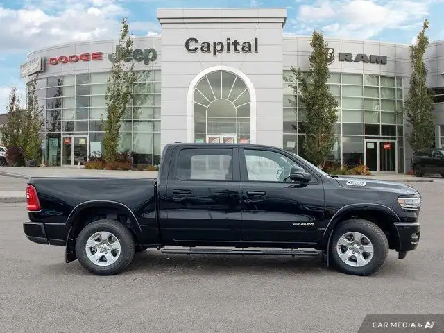 2025 Ram 1500 Big Horn | 3.0L I–6 Hurricane Twin Turbo dans Autos et camions dans Ville d’Edmonton - Image 8