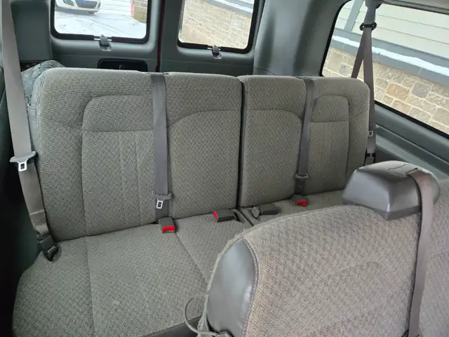 2021 Chevrolet Express Passenger 3500 / LT / 12 PASSENGERS 155"  in Cars & Trucks in West Island - Image 25