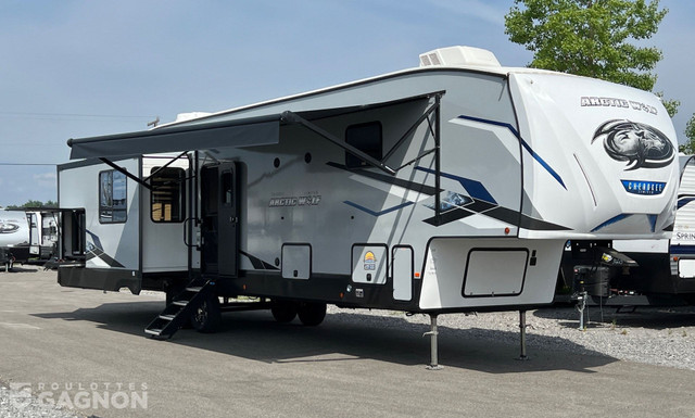 2023 Arctic Wolf 3660 Suite Fifth Wheel in Travel Trailers & Campers in Lanaudière - Image 2