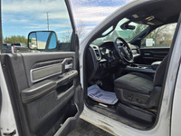 2022 Ram 3500 Big Horn Crew Cab 4x4 with the 6.7L Cummins Diesel and only 136,000kms. Clean history... (image 8)