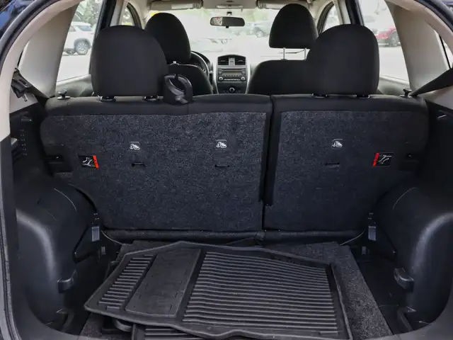 2017 Nissan Versa Note S in Cars & Trucks in Oakville / Halton Region - Image 18