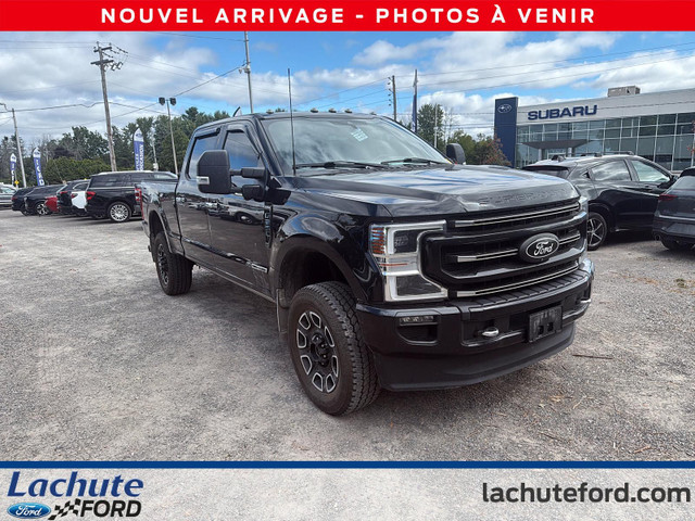 Ford Super Duty F-250 SRW Platinum 4WD Crew Cab 6.75' Box 2022 à dans Autos et camions  à Laurentides - Image 3