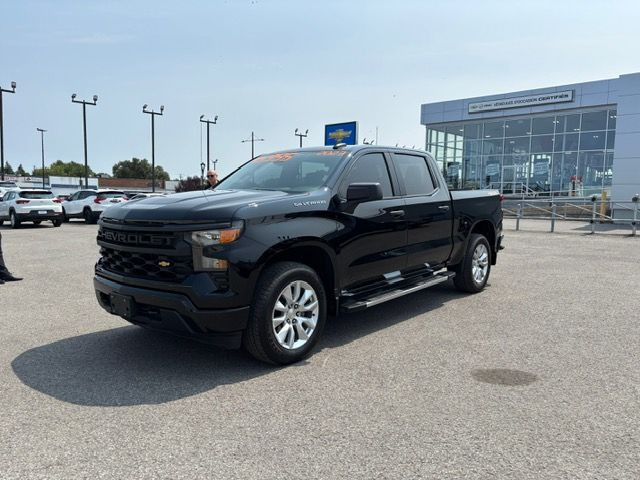 2023 Chevrolet Silverado 1500 CUSTOM CREW 4X4 MAG NOIR 20'' BLAC in Cars & Trucks in City of Montréal - Image 3